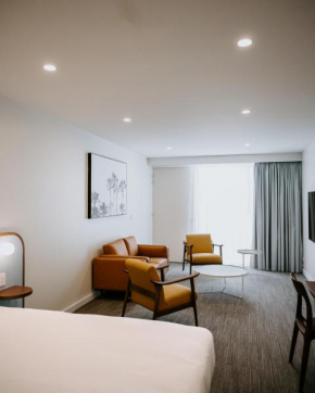 Peninsula Hotel Motel Adelaide